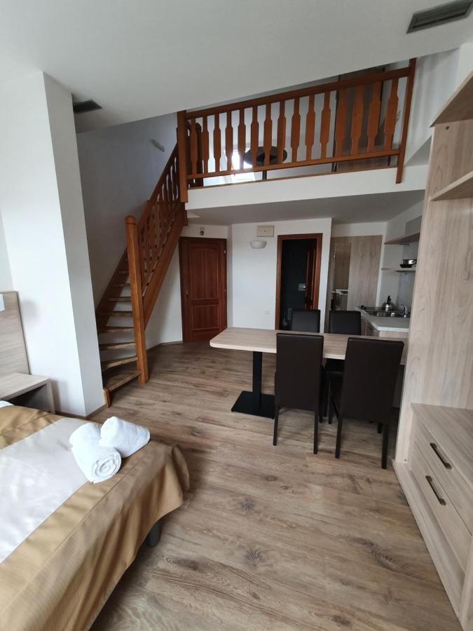 Select Otel 3*