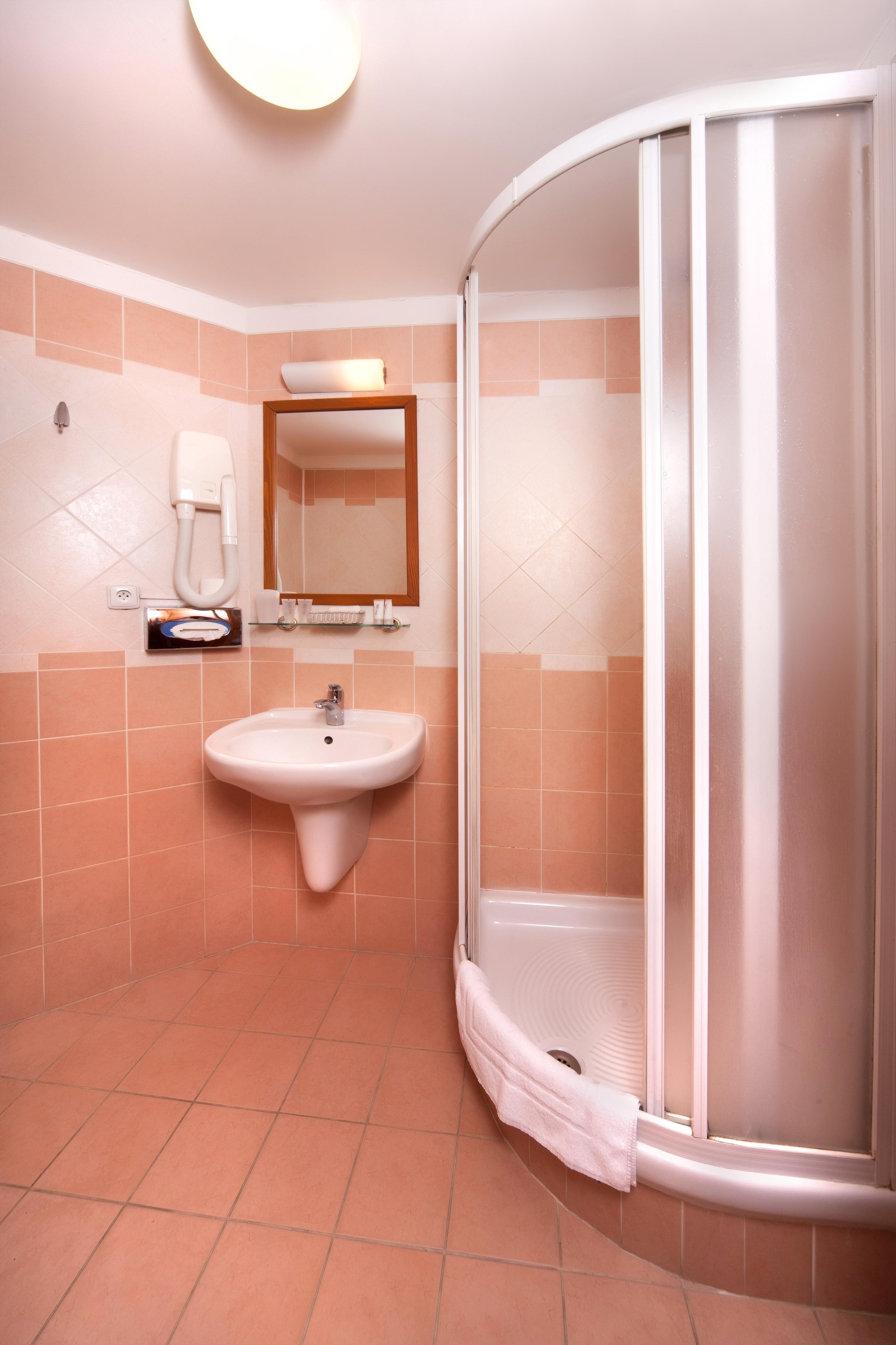 Otel Select 3*