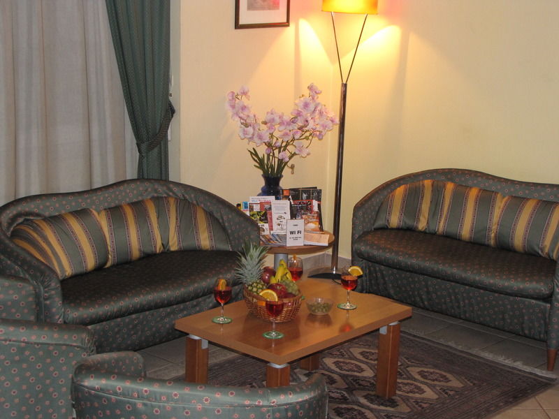 Select Otel 3*