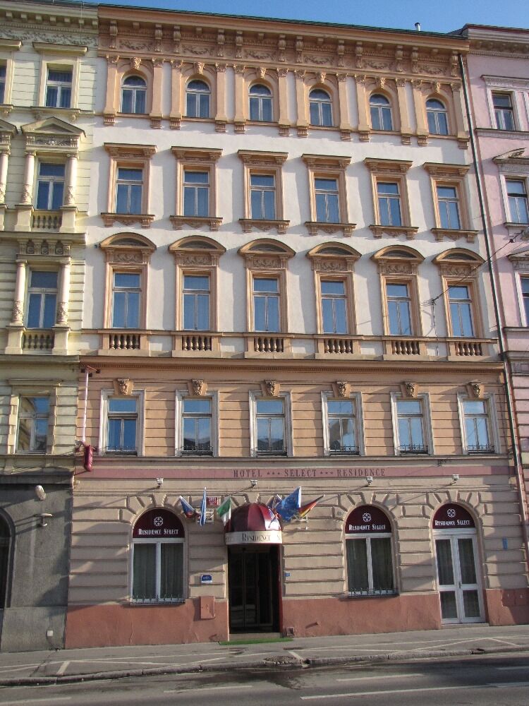 Otel Select 3*